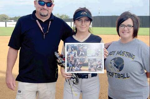 Allen Softball Seniors Honored