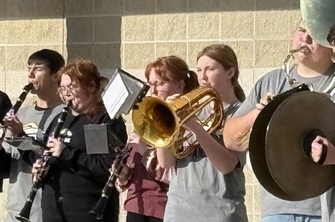 The Pride of the Mustangs Marching band has sounded great all football season and as a pep band at basketball games. Join them tonight as they perform at the Christmas concert tonight (Thursday) at 7 p.m. in the auditorium.