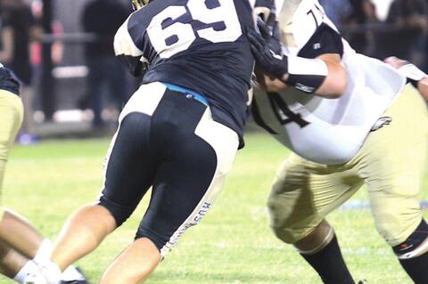 Mustangs lose to Mounds