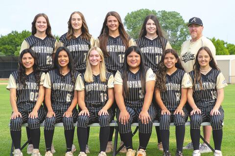 Your 2021 Allen Mustangs fast pitch team