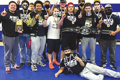 Allen Powerlifting Team Dominates Dixon Meet