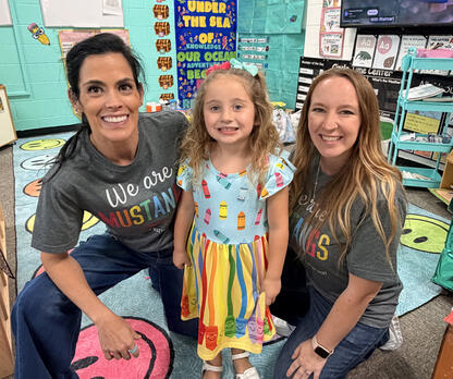 Wylder Rinehart got to meet her first teachers Trish Wainscott and Tabitha Lawrence