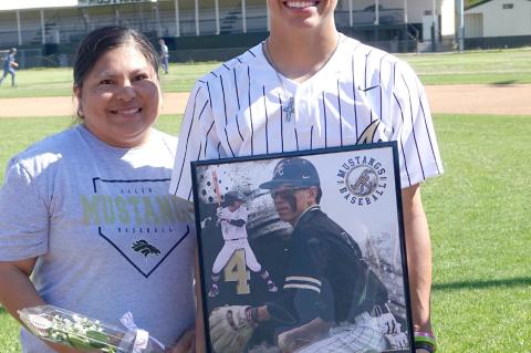 Baseball Seniors and Parents are Honored