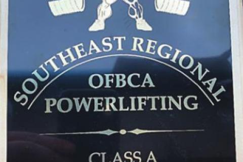 Allen Powerlifters Qualify for State!