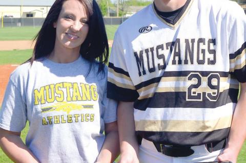 Senior Baseball Players & families are honored