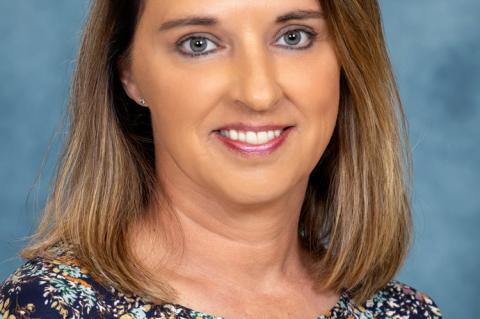 Joni Hill Mrs. Hill has taught for 10 years, all of them as an Allen Mustang. She began with the 3-year old program before moving up the Allen Middle School where she taught Reading and Social Studies to students in the 4th, 5th and 6th grades. Currently 