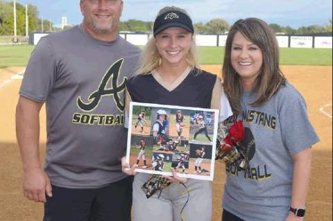 Allen Softball Seniors Honored