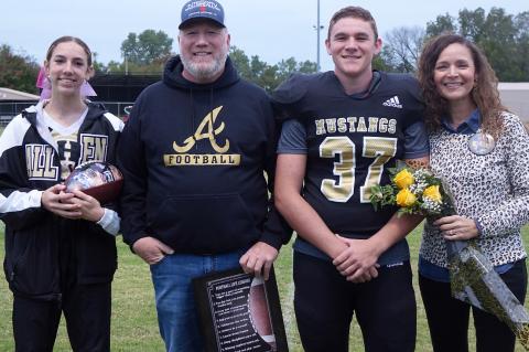 Riley Tomb is the son of Merida Tomb and Shamus Tomb. His sister Emma is also pictured.